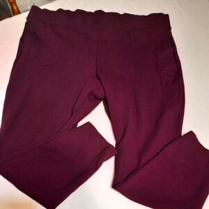 Torrid size 3 plum 3/4 stretch pants